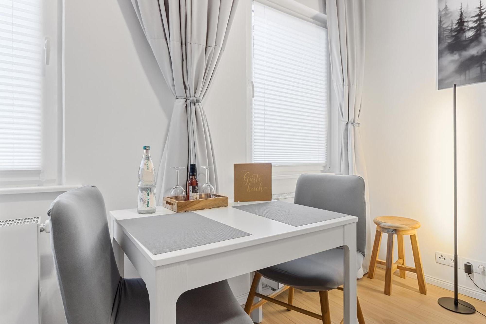 לנדאו אין דר פאלץ Winetime - Modern - Luxurioes - Direkt Im Zentrum - Stadtmitte מראה חיצוני תמונה